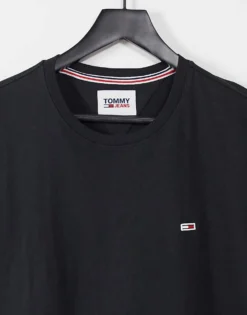 Tommy Jeans Flag Logo T-shirt In Black For Men -Tomeans Store 20426075 4