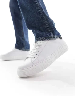 Tommy Jeans Leather Outsole Trainers In White For Men 10 Tommy Jeans Leather Outsole Trainers In White For Men -Tomeans Store 205440856 5