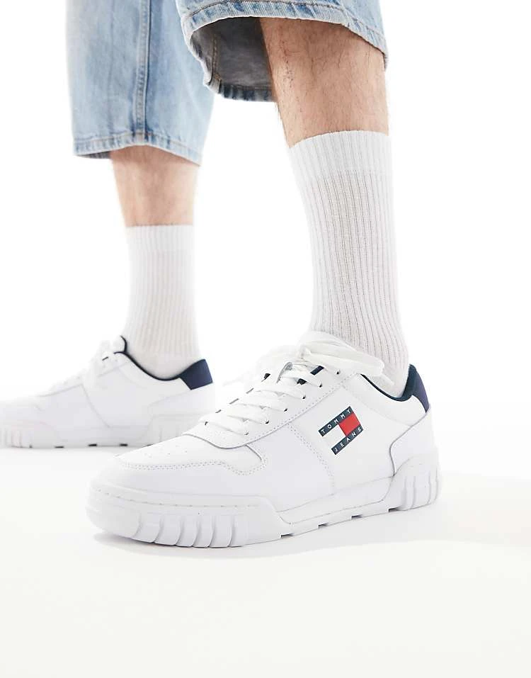 Tommy Jeans Cupsole Essential Trainers In White For Men 4 Tommy Jeans Cupsole Essential Trainers In White For Men - Image 4