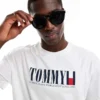 Tommy Jeans Large Logo T-shirt In White For Men