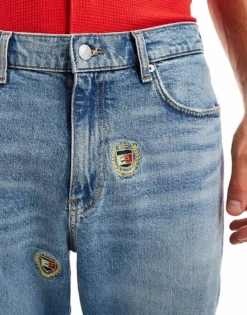 Tommy Jeans Isaac Relaxed Tapered Jeans In Mid Wash With Crest Details For Men Denim Medium -Tomeans Store 206859193 5