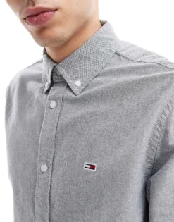 Tommy Jeans Regular Oxford Shirt In Grey For Men -Tomeans Store 207285956 3