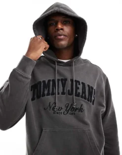 Tommy Jeans Vintage Varsity Hoodies In Washed Black For Men -Tomeans Store 207286194 1 black 1