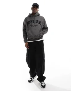 Tommy Jeans Vintage Varsity Hoodies In Washed Black For Men -Tomeans Store 207286194 4