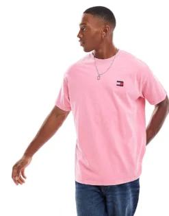 Tommy Jeans Relaxed Badge T-shirt In Bright Pink For Men Preppy Pink