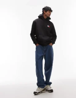 Tommy Jeans Essential Flag Hoodie In Black For Men -Tomeans Store 207442699 3