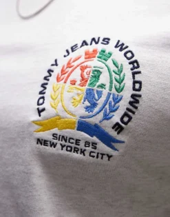 Tommy Jeans Colourful Crest Logo T-shirt In Oat Marl For Men Oat Marl Htr -Tomeans Store 207795258 3