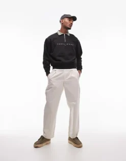 Tommy Jeans Linear Logo Half Zip Sweatshirt In Black For Men -Tomeans Store 207796405 3